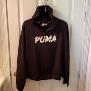 Puma lightweight pullover
